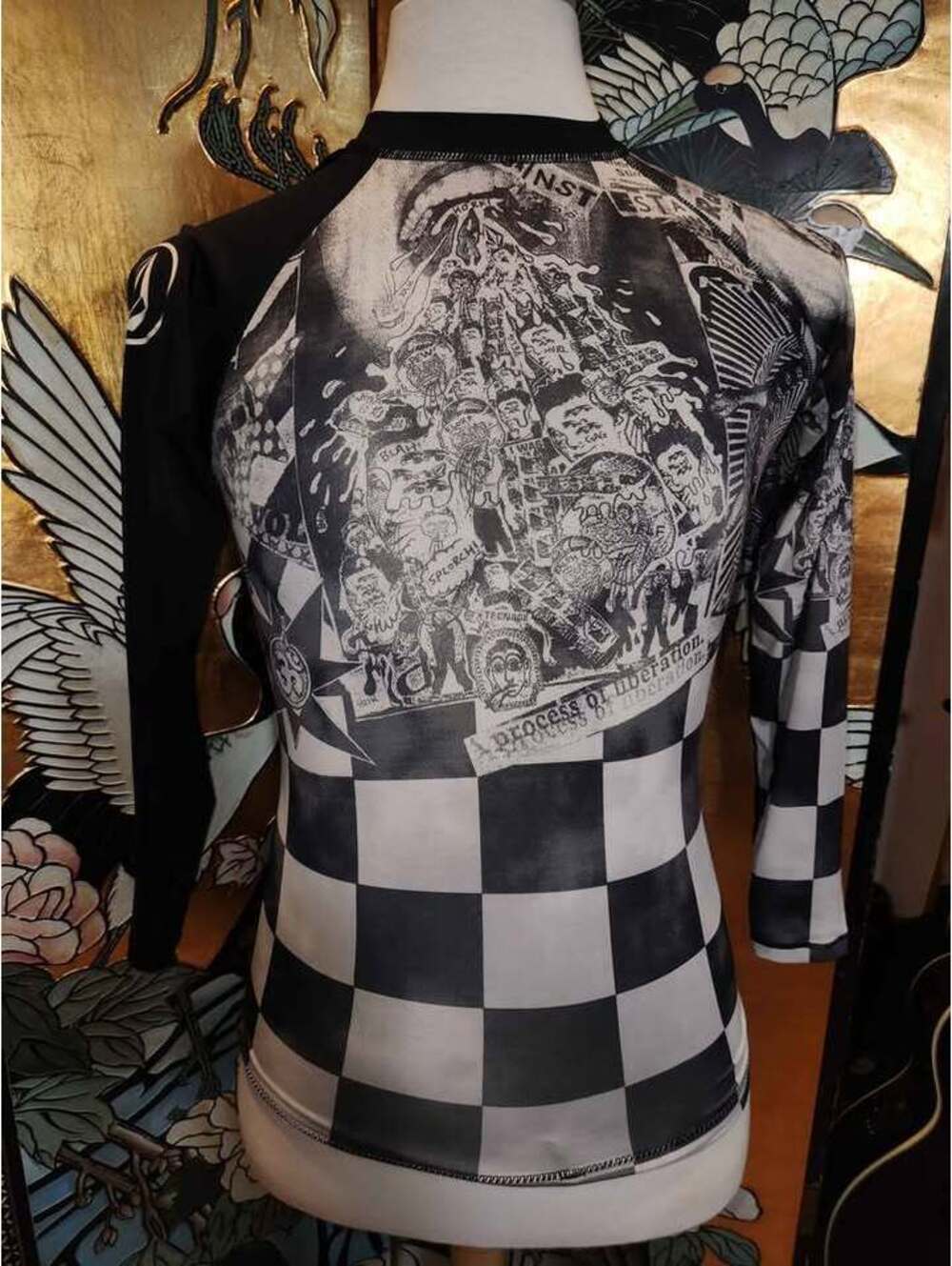 Volcom Rash Guard Shirt, youth size 14
